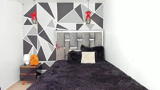 valeria-duarte online show from May 5, 7:39 pm