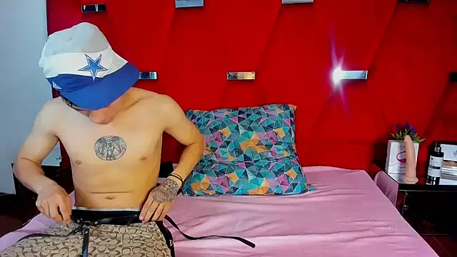 Afroditahh online show from November 9, 7:21 pm