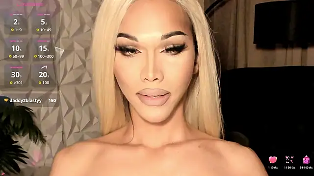 Snapshot of _enchantress_samira_ chatting on October 20, 2:14 am enchantress samira online show from October 20, 2:14 am