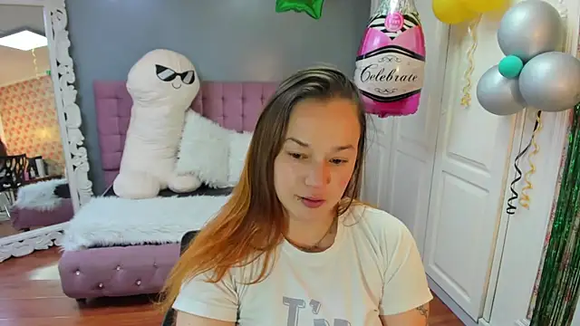 Snapshot of Tammy_parker_ chatting on October 6, 2:28 am Tammy parker online show from October 6, 2:28 am