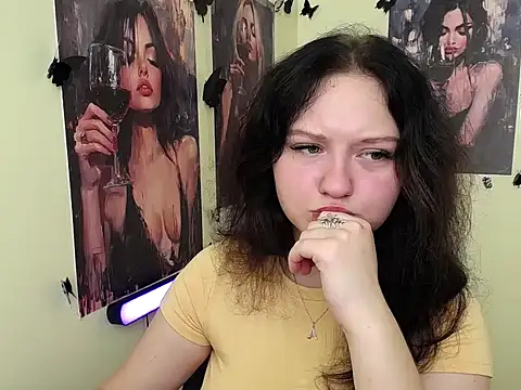 LadyAlice  online show from September 10, 6:13 am