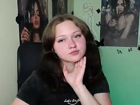 LadyAlice  online show from July 22, 6:09 pm