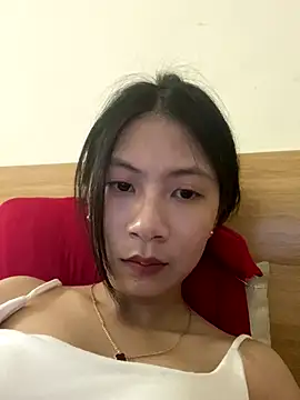 Snapshot of Lil-Gi chatting on September 11, 4:18 pm Lil-Gi online show from September 11, 4:18 pm