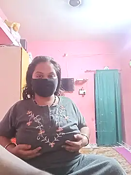 biggbobbsgirl online show from November 12, 5:33 pm