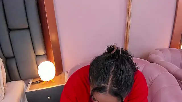 LisaMendez online show from March 10, 4:05 am