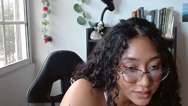 clitia xx online show from January 8, 5:17 pm