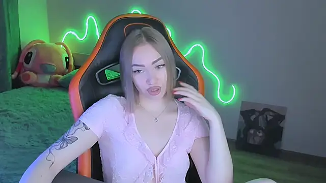 LaraKrein lk online show from January 15, 1:50 pm