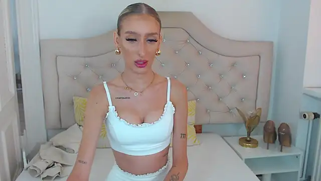 NatalieSensual online show from June 8, 9:21 am