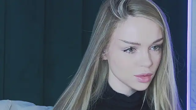 MarilynNova online show from April 7, 4:58 am