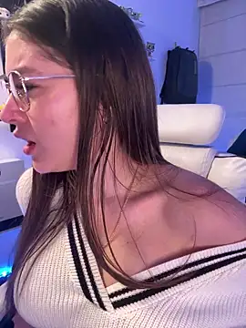 Sharon 07 online show from April 14, 11:49 pm