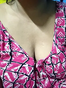 Snapshot of Exotic-bhabhi chatting on September 21, 7:34 pm Exotic-bhabhi online show from September 21, 7:34 pm
