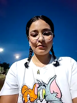 Lily-o online show from November 4, 10:48 pm