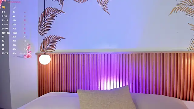 Valleriie  online show from November 4, 2:22 pm