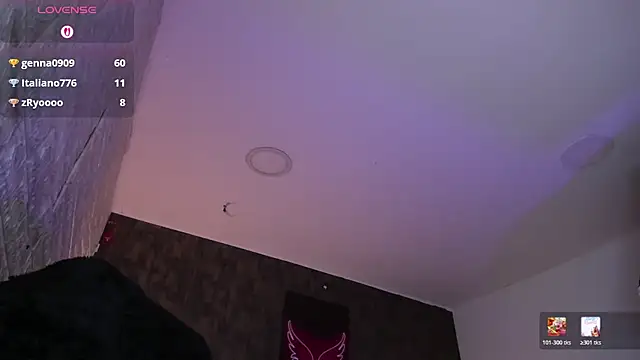 marian  stone online show from April 17, 9:50 pm