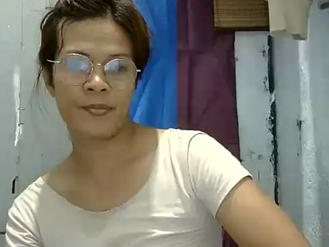 juicycum069 online show from June 14, 2:24 am