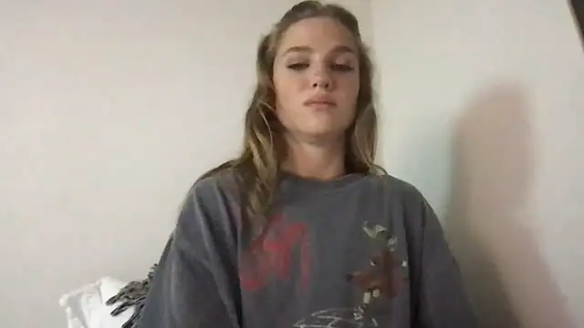 sweetceeme online show from April 11, 9:13 am