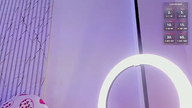 Naomy tay1 online show from April 12, 7:55 am