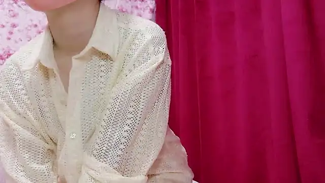 Snapshot of RenaFcup chatting on October 22, 1:05 pm RenaFcup online show from October 22, 1:05 pm