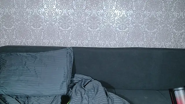 kari meow online show from November 26, 9:21 am