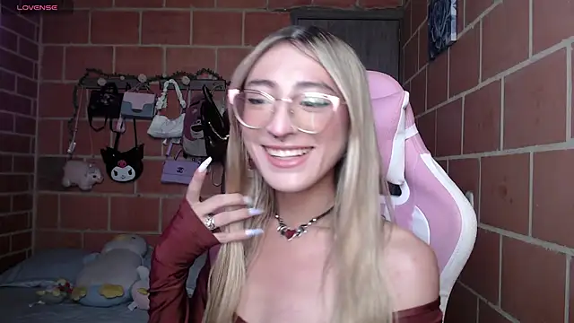 Andrea camilaaa online show from May 9, 4:09 pm