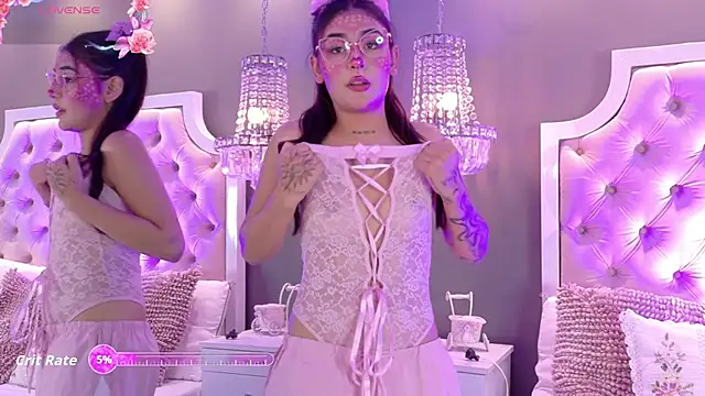 VioletBlaze online show from October 25, 2:08 am