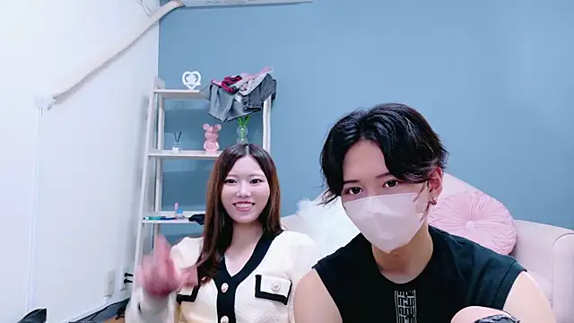 Snapshot of Reto-sama chatting on October 4, 1:17 pm Reto-sama online show from October 4, 1:17 pm