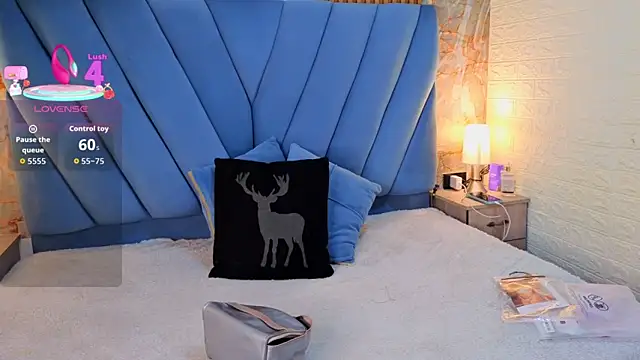 angel  red  online show from September 18, 3:27 am