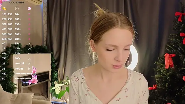 CindyGreen online show from December 19, 6:27 am