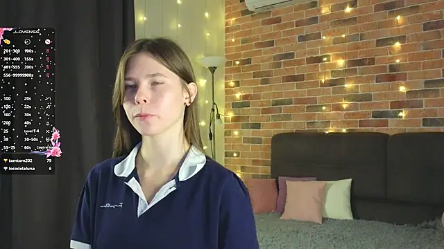 EmiliDen online show from October 21, 7:07 pm