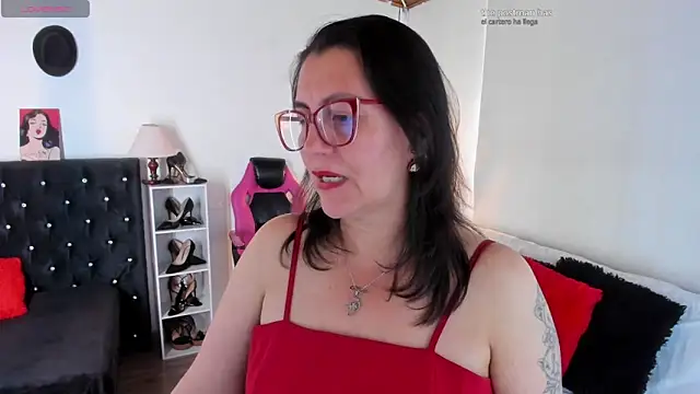 D Martii online show from November 25, 1:24 pm