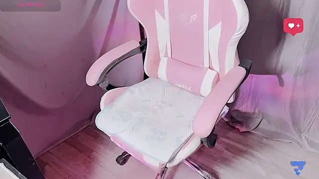 BabeFaceless online show from March 19, 11:20 pm