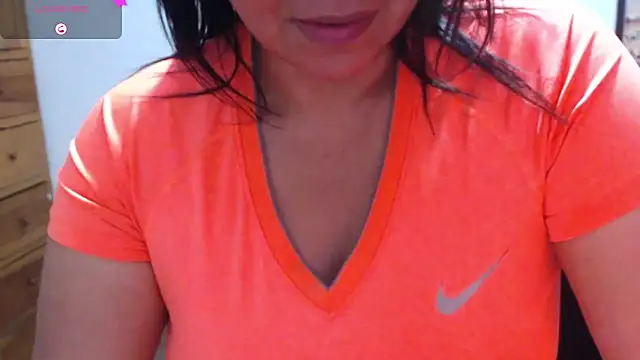 hiilarybrown online show from December 5, 2:22 am