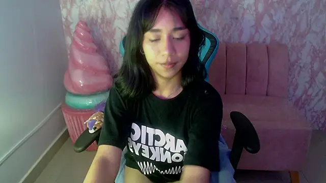 Snapshot of cristal11_ch chatting on September 28, 11:59 am cristal11 ch online show from September 28, 11:59 am