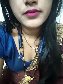 Snapshot of BEAUTY_QUE chatting on October 27, 9:09 pm BEAUTY QUE online show from October 27, 9:09 pm