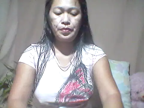 Snapshot of 66pineapple chatting on October 3, 1:05 pm 66pineapple online show from October 3, 1:05 pm