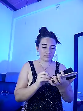 Snapshot of Baby__Doll_Cata chatting on February 4, 8:23 pm Baby Doll Cata online show from February 4, 8:23 pm