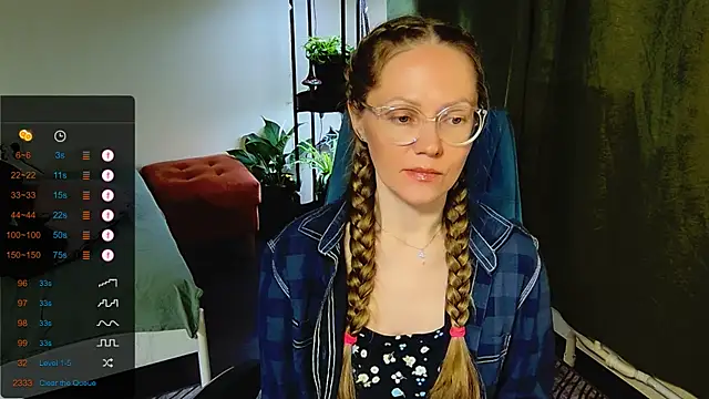 Snapshot of _Goldilocks_ chatting on September 23, 9:40 am Goldilocks online show from September 23, 9:40 am
