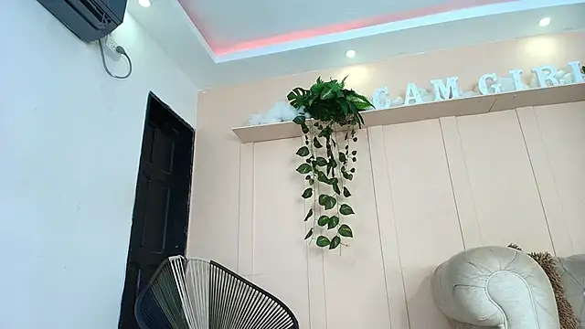 Snapshot of lorena_rubio chatting on September 12, 12:01 pm lorena rubio online show from September 12, 12:01 pm