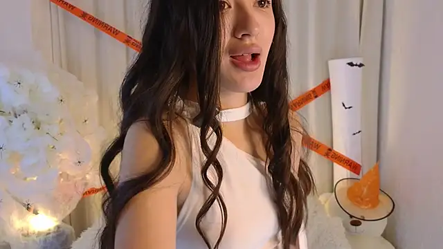 Janet Jee online show from November 2, 11:57 am