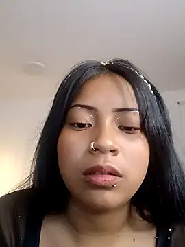 Snapshot of LilyCutee_ chatting on October 11, 7:38 pm LilyCutee online show from October 11, 7:38 pm