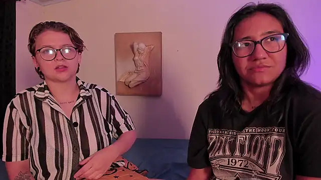 CrazyCakes  online show from November 22, 4:15 am