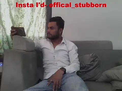 ursdreamperson online show from April 14, 1:38 am