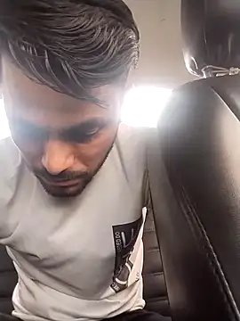 ursdreamperson online show from March 28, 10:59 am