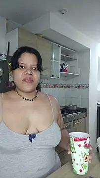 Maymoonx online show from May 19, 2:29 am
