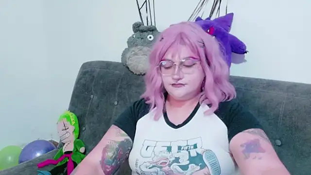 XxGreenGoodxX online show from July 8, 7:05 pm