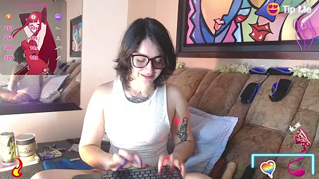 Snapshot of miss_tatta chatting on October 1, 4:06 am miss tatta online show from October 1, 4:06 am