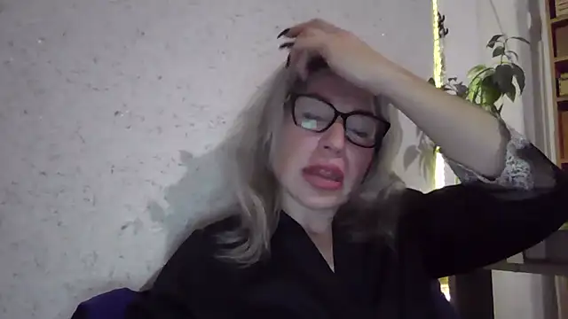 fox red lady7 online show from November 17, 8:31 pm