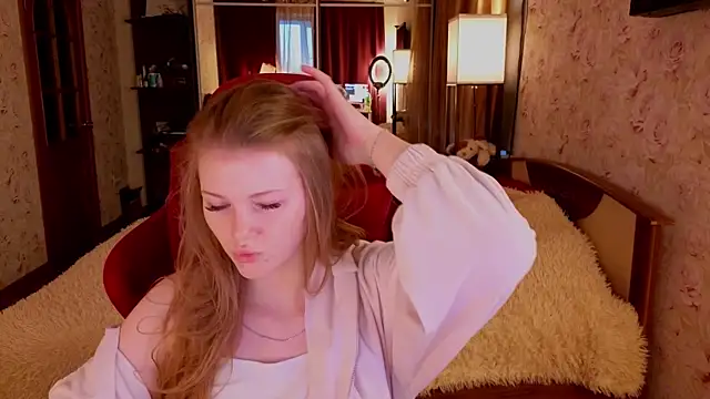 Jenny Skinner20 online show from January 17, 1:40 pm