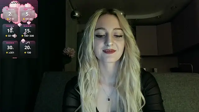 Snapshot of white_liillyy chatting on September 15, 10:17 pm white liillyy online show from September 15, 10:17 pm