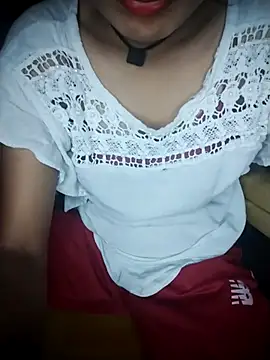 Snapshot of Sexey-Puja chatting on October 8, 3:44 am Sexey-Puja online show from October 8, 3:44 am